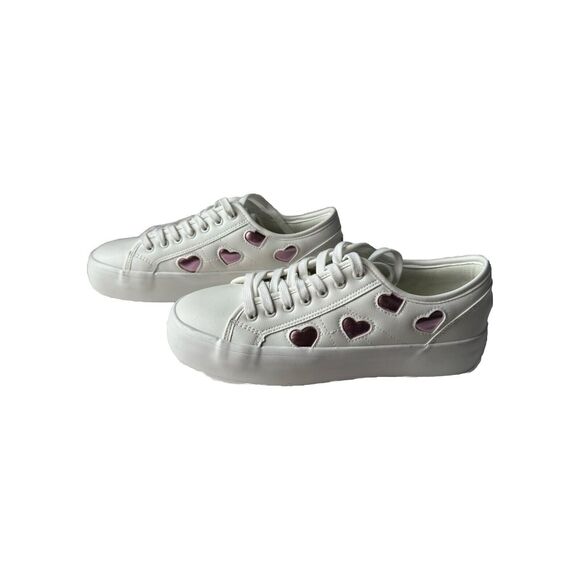 Sincerely Jules 3D Heart Sneakers White/Pink size 9 Casual Comfortable Walking - Picture 3 of 9
